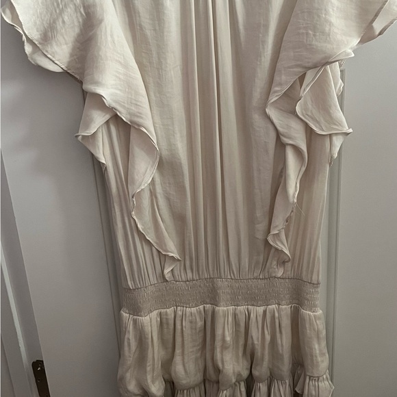 boutique champagne/off white dress! - Picture 2 of 2